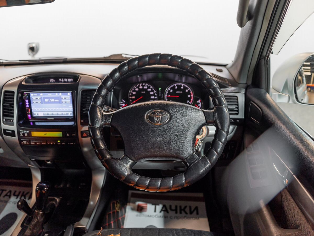 Toyota Land Cruiser Prado 2002 - фото автомобиля