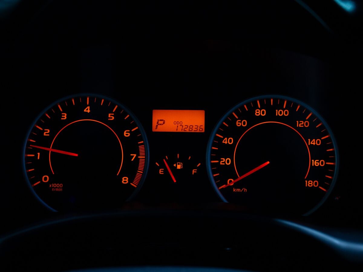 Toyota Wish 2013 - фото автомобиля