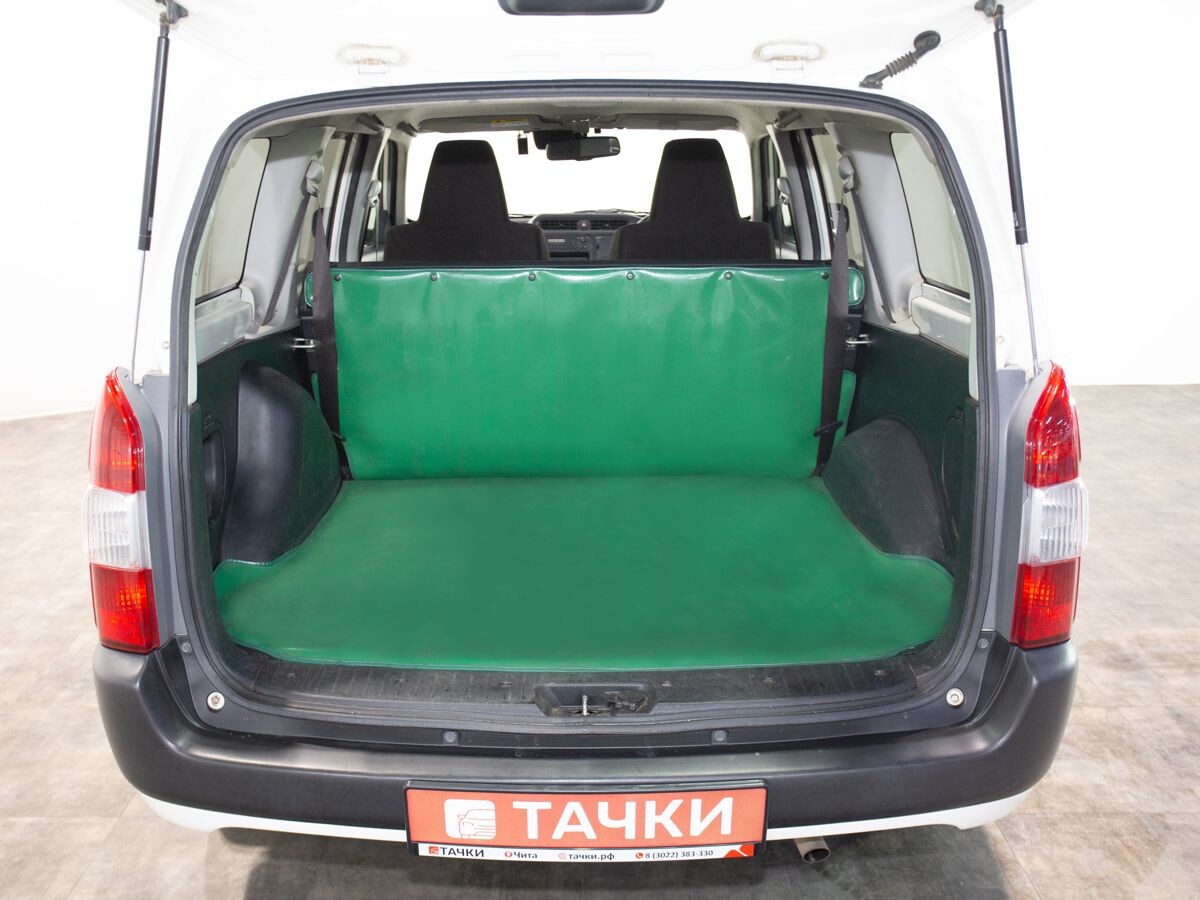 Toyota Probox 2019 - фото автомобиля