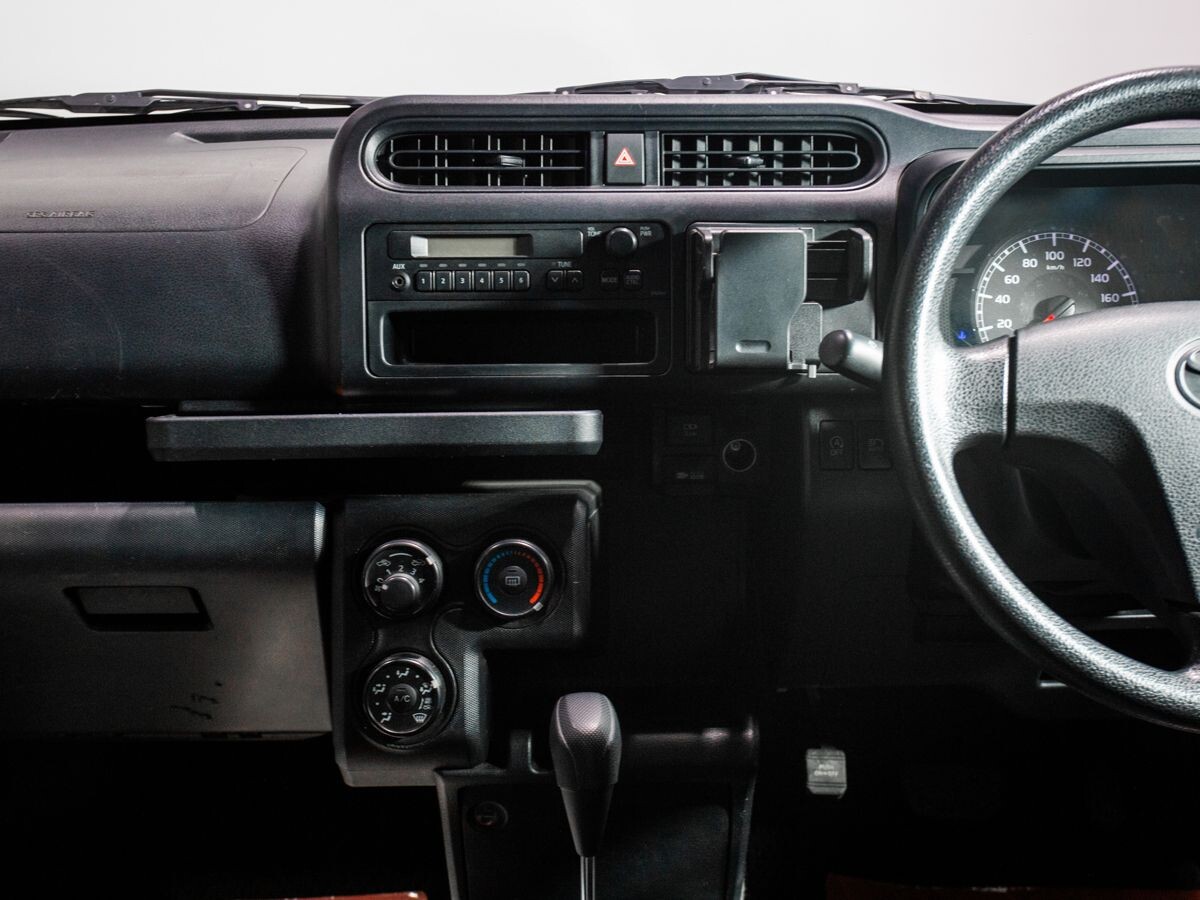 Toyota Probox 2019 - фото автомобиля