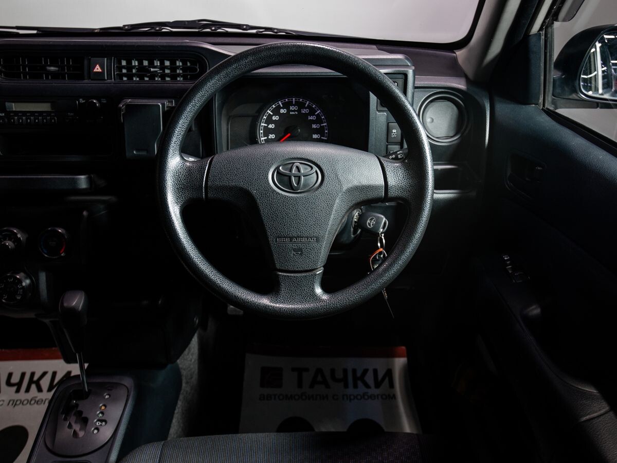Toyota Probox 2019 - фото автомобиля