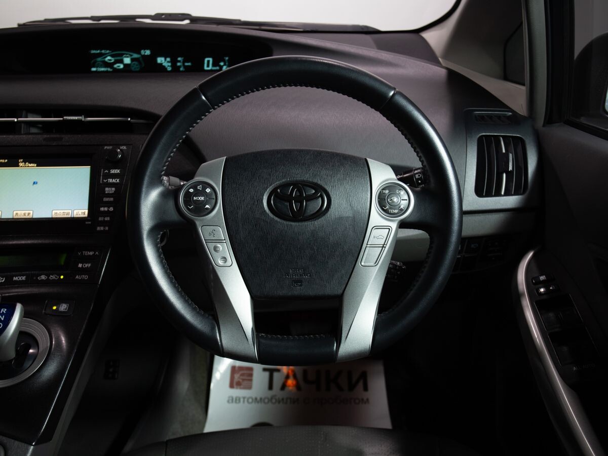 Toyota Prius 2009 - фото автомобиля