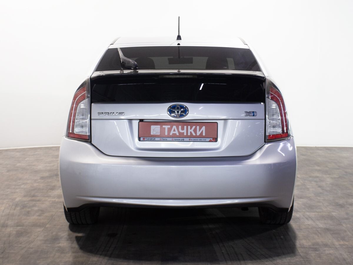 Toyota Prius 2009 - фото автомобиля