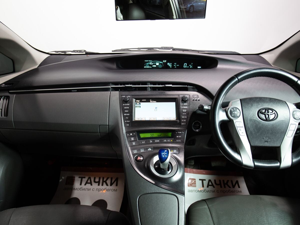 Toyota Prius 2009 - фото автомобиля