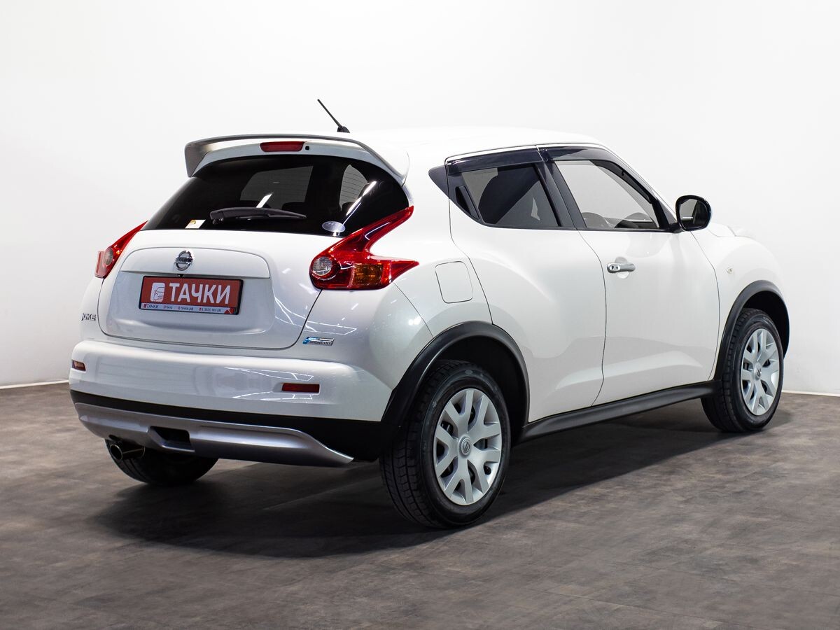 Nissan Juke 2012 - фото автомобиля