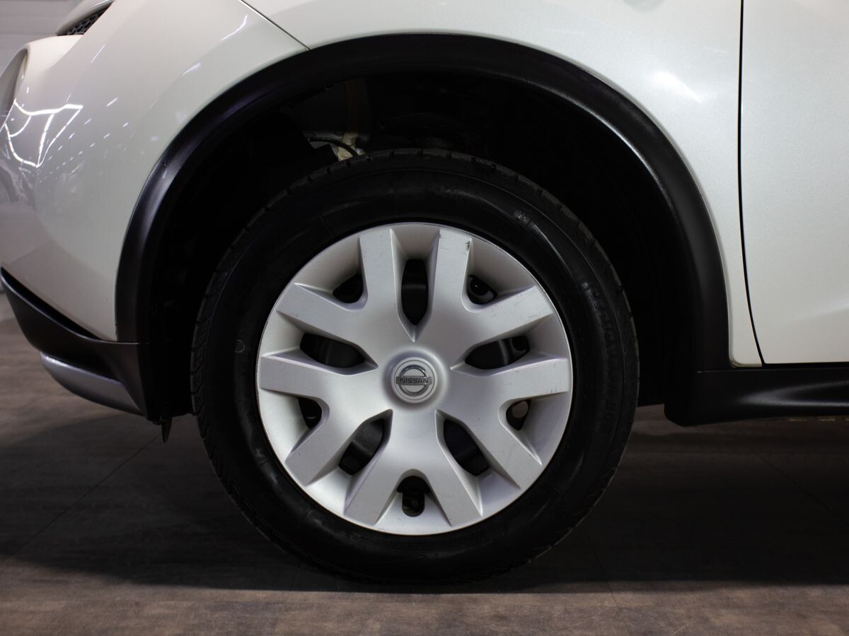 Nissan Juke 2012 - фото автомобиля