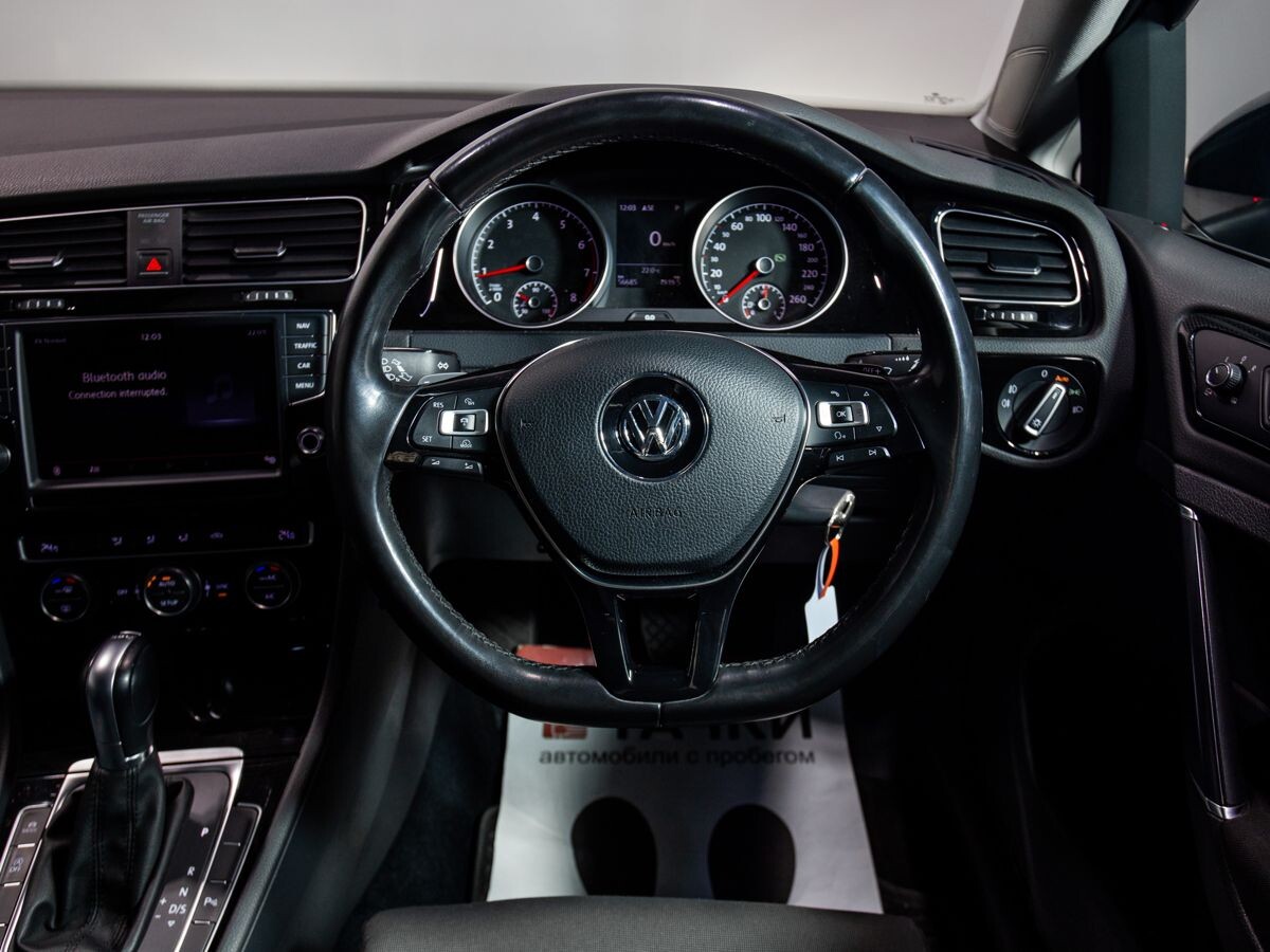 Volkswagen Golf 2014 - фото автомобиля