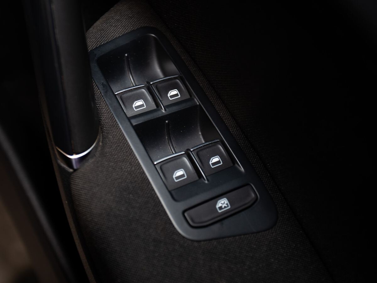 Volkswagen Golf 2014 - фото автомобиля