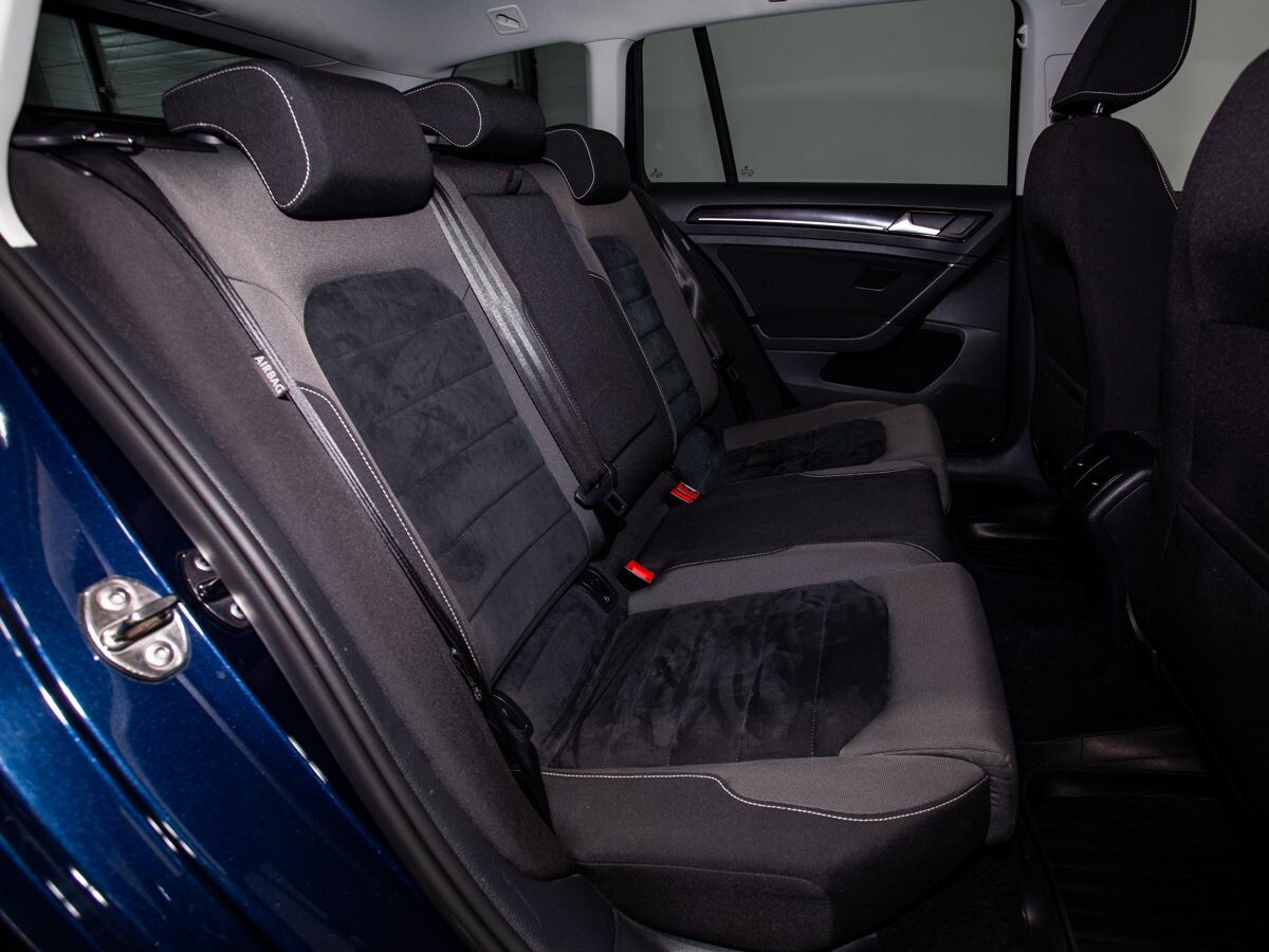 Volkswagen Golf 2014 - фото автомобиля