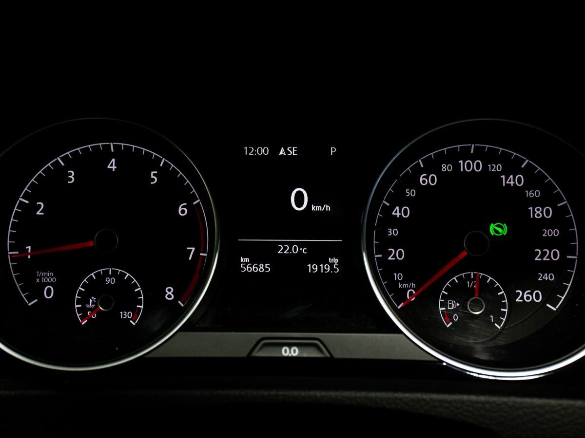 Volkswagen Golf 2014 - фото автомобиля