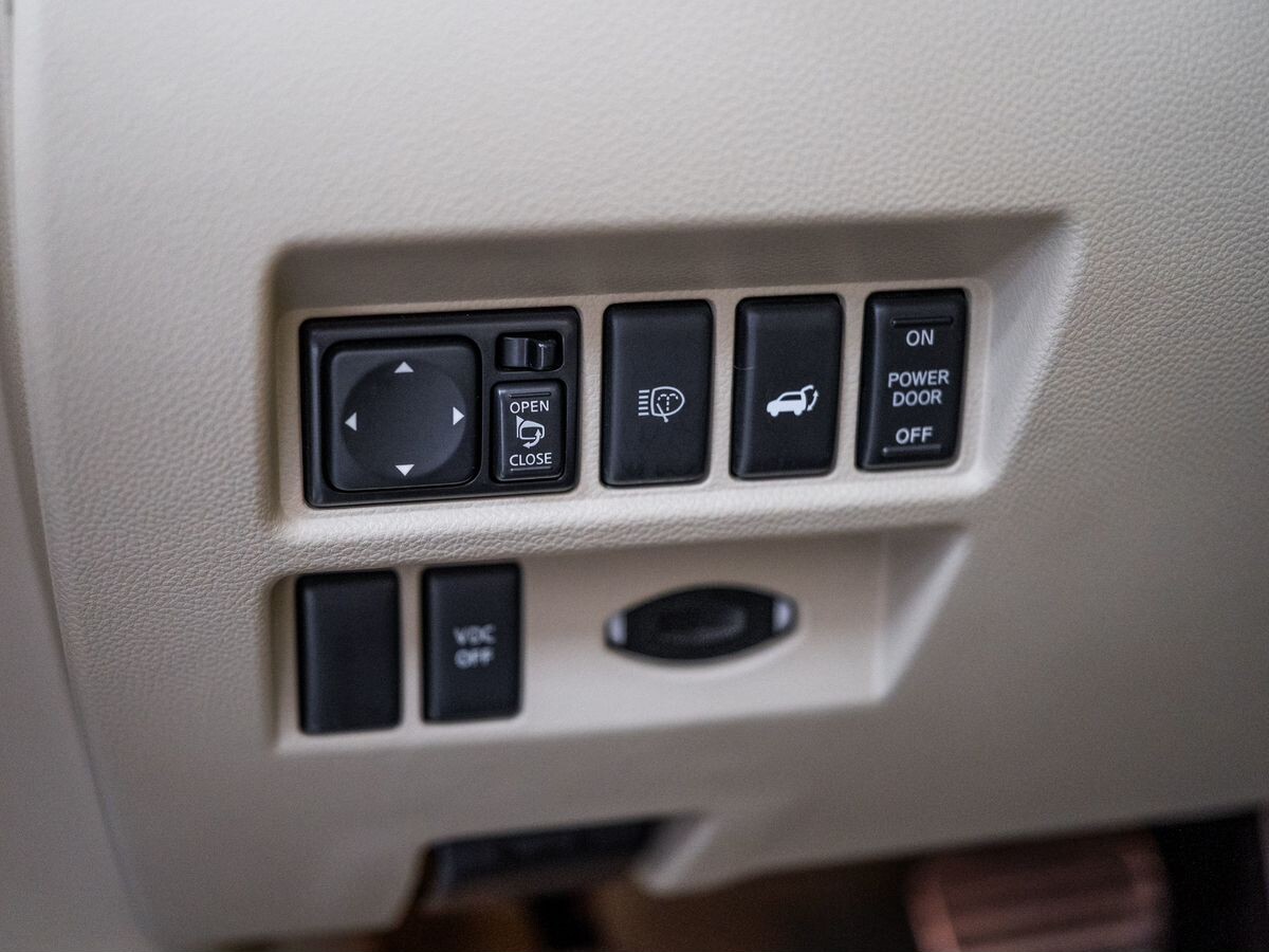 Infiniti FX 2011 - фото автомобиля