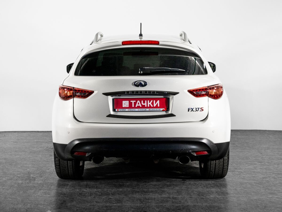 Infiniti FX 2011 - фото автомобиля