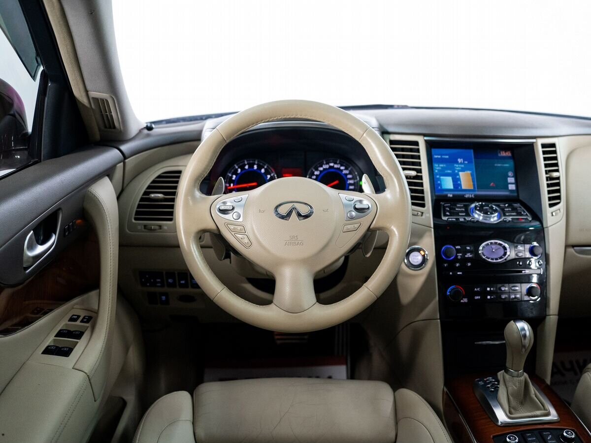 Infiniti FX 2011 - фото автомобиля