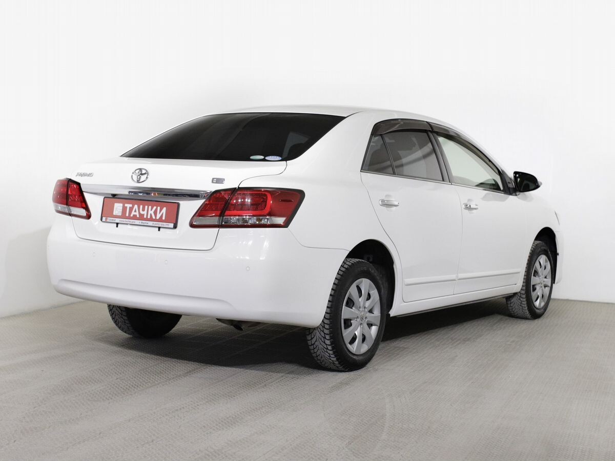 Toyota Premio 2019 - фото автомобиля