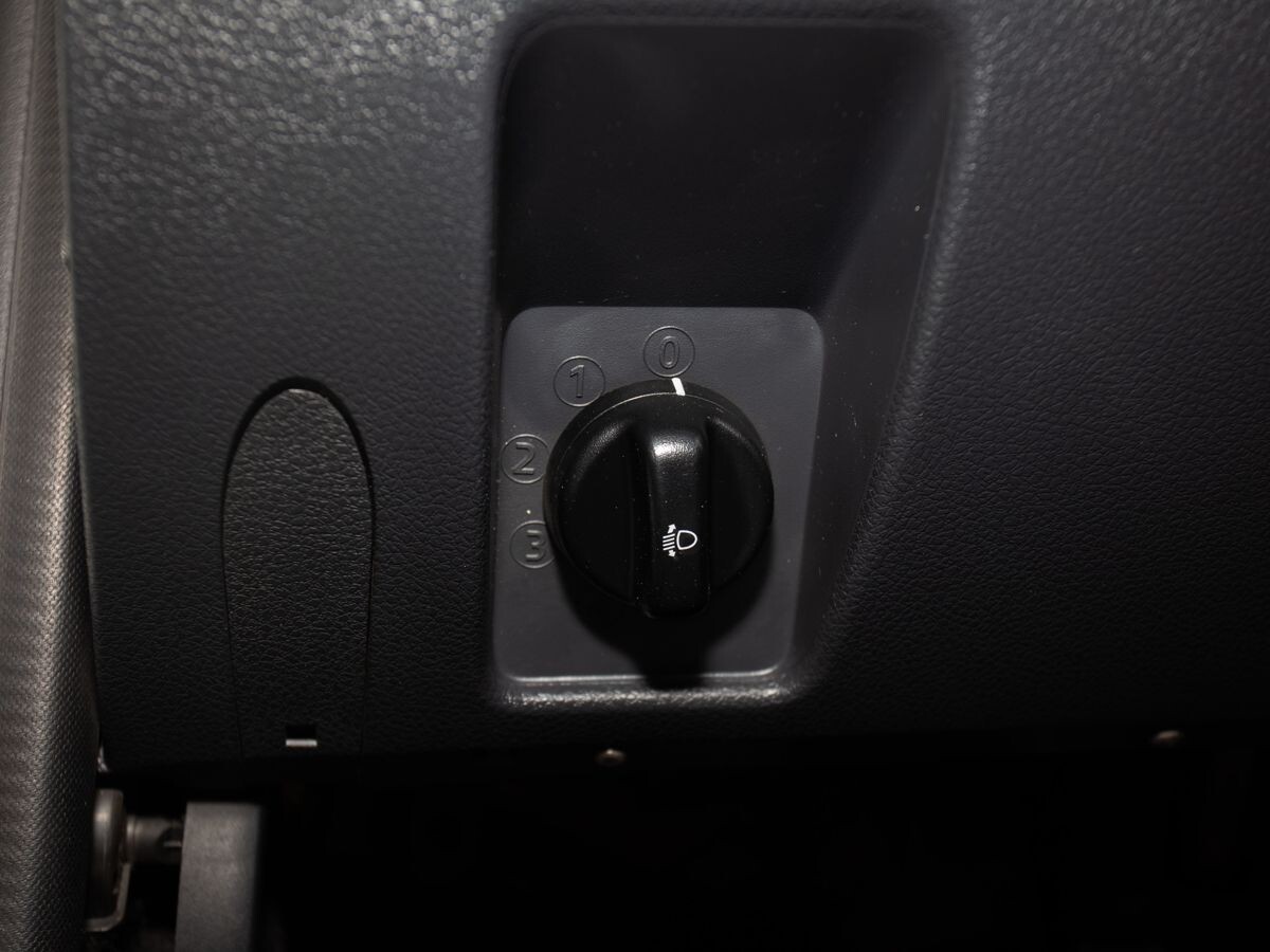 Nissan Terrano 2019 - фото автомобиля