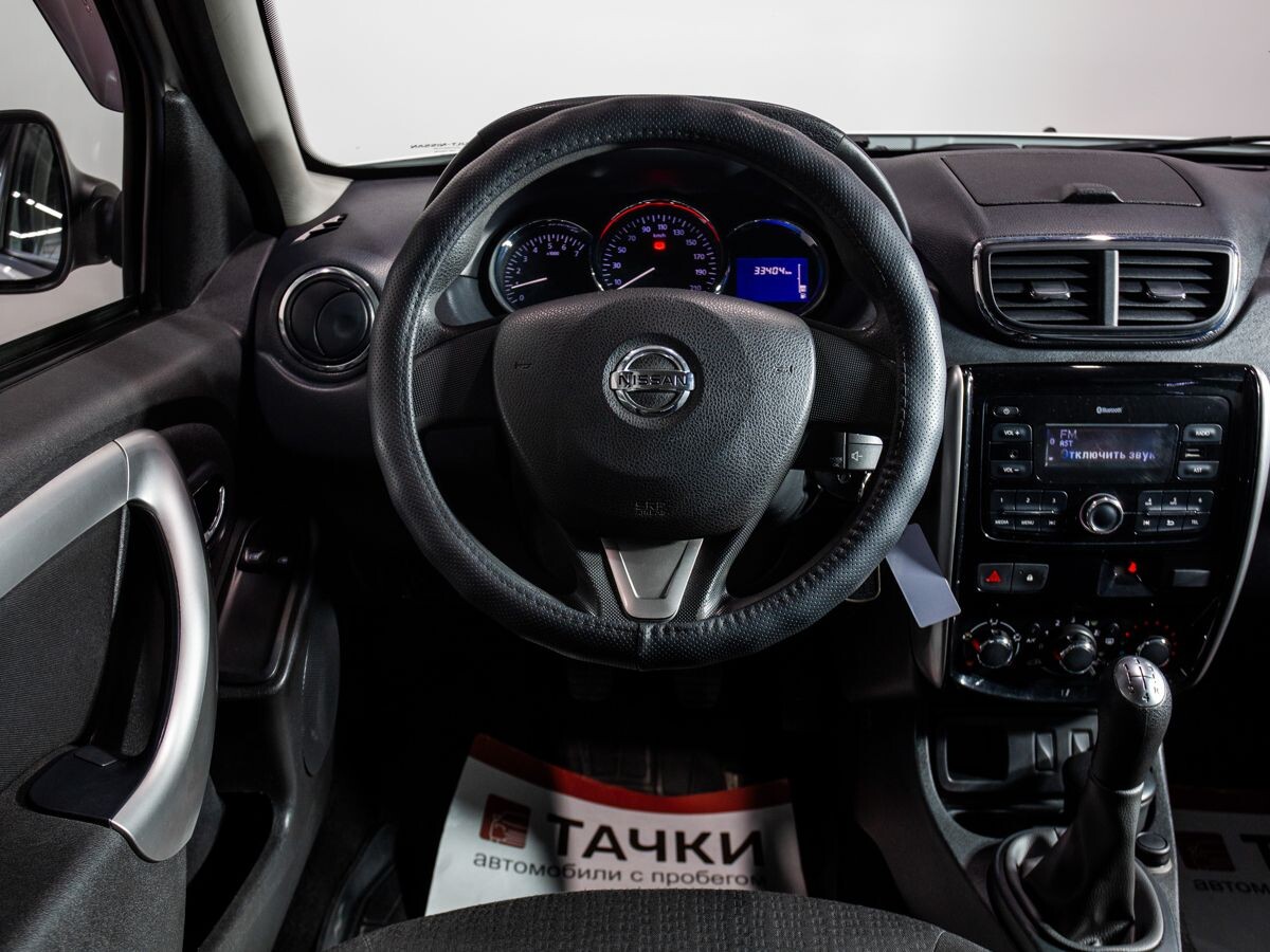 Nissan Terrano 2019 - фото автомобиля