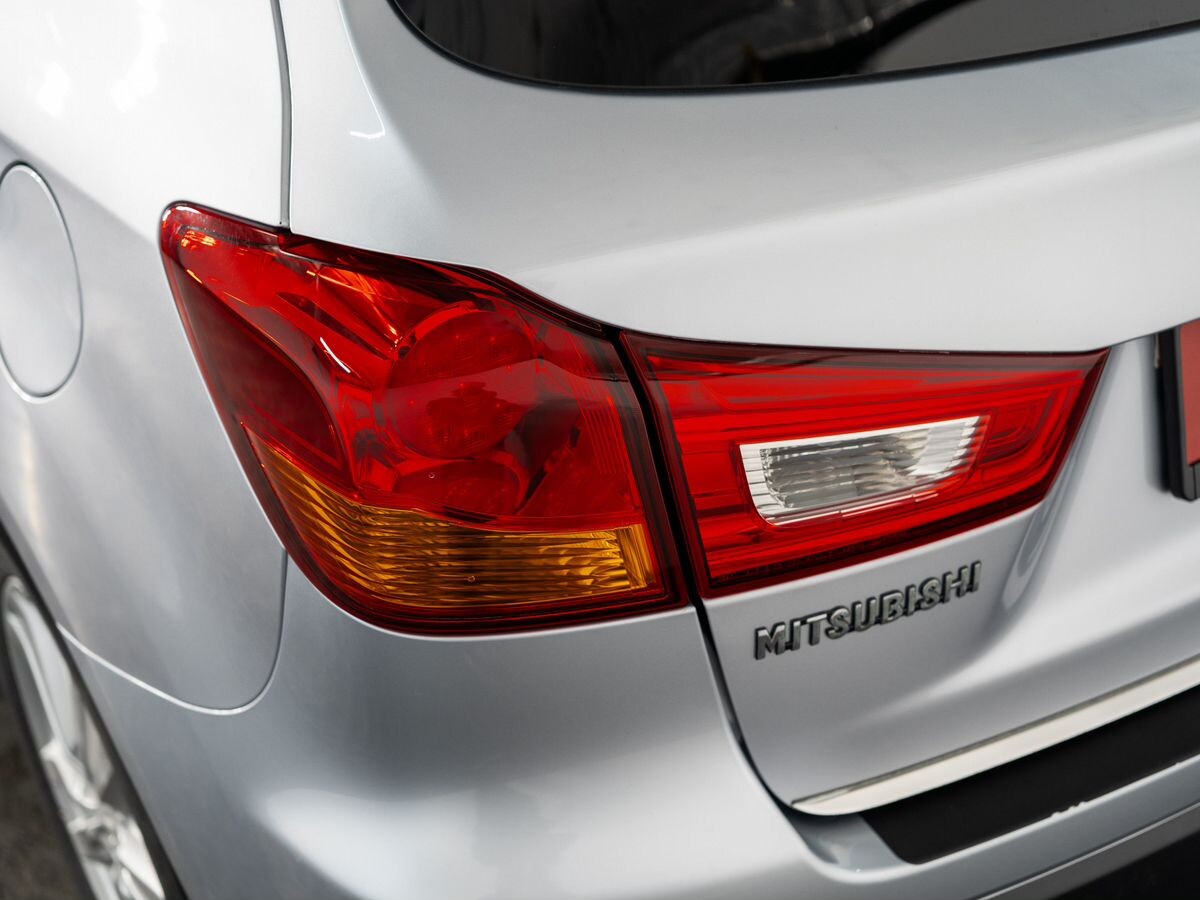 Mitsubishi ASX 2010 - фото автомобиля