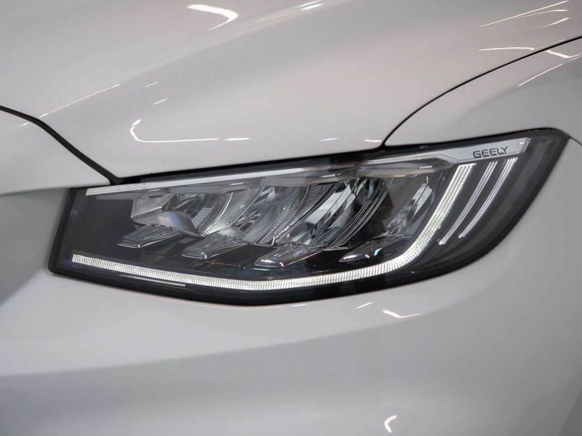 Geely Atlas Pro 2023 - фото автомобиля