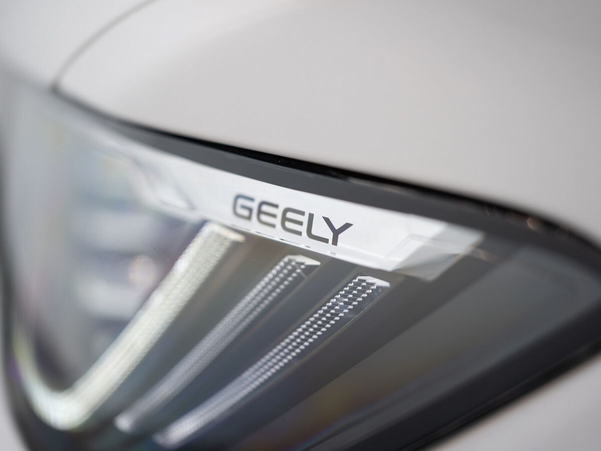 Geely Atlas Pro 2023 - фото автомобиля