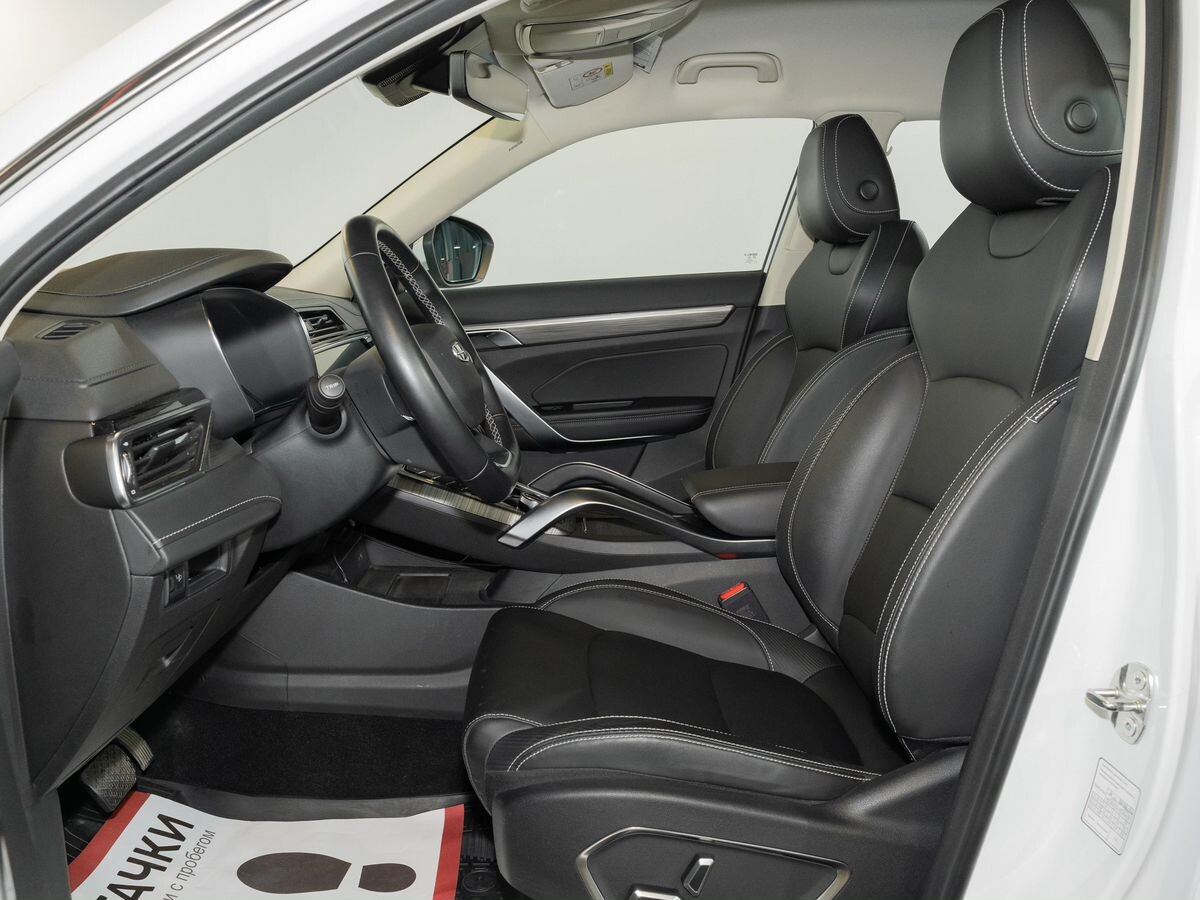 Geely Atlas Pro 2023 - фото автомобиля