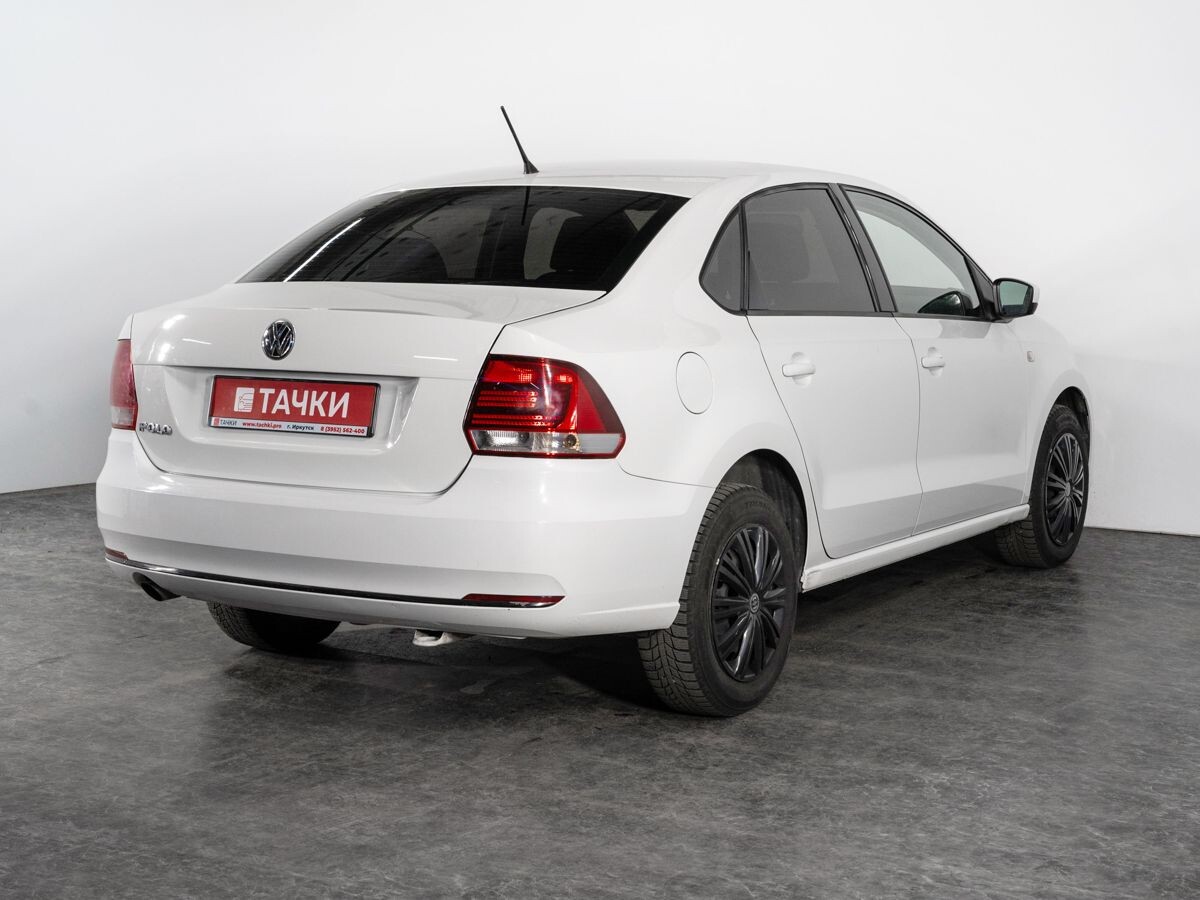 Volkswagen Polo 2016 - фото автомобиля