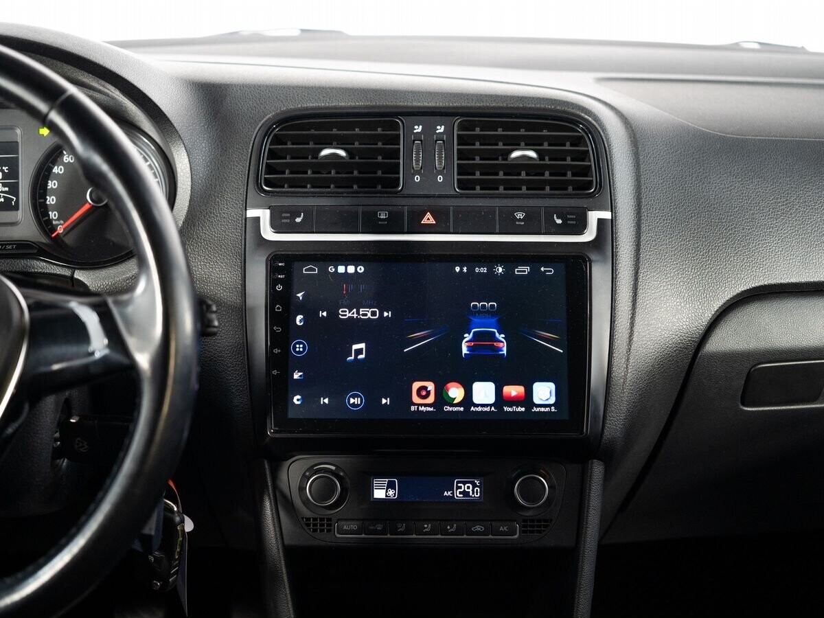 Volkswagen Polo 2016 - фото автомобиля