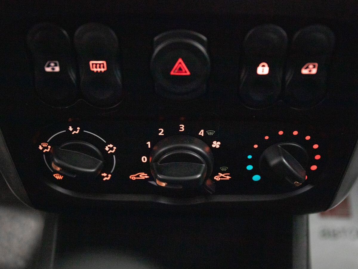 Nissan Almera 2014 - фото автомобиля