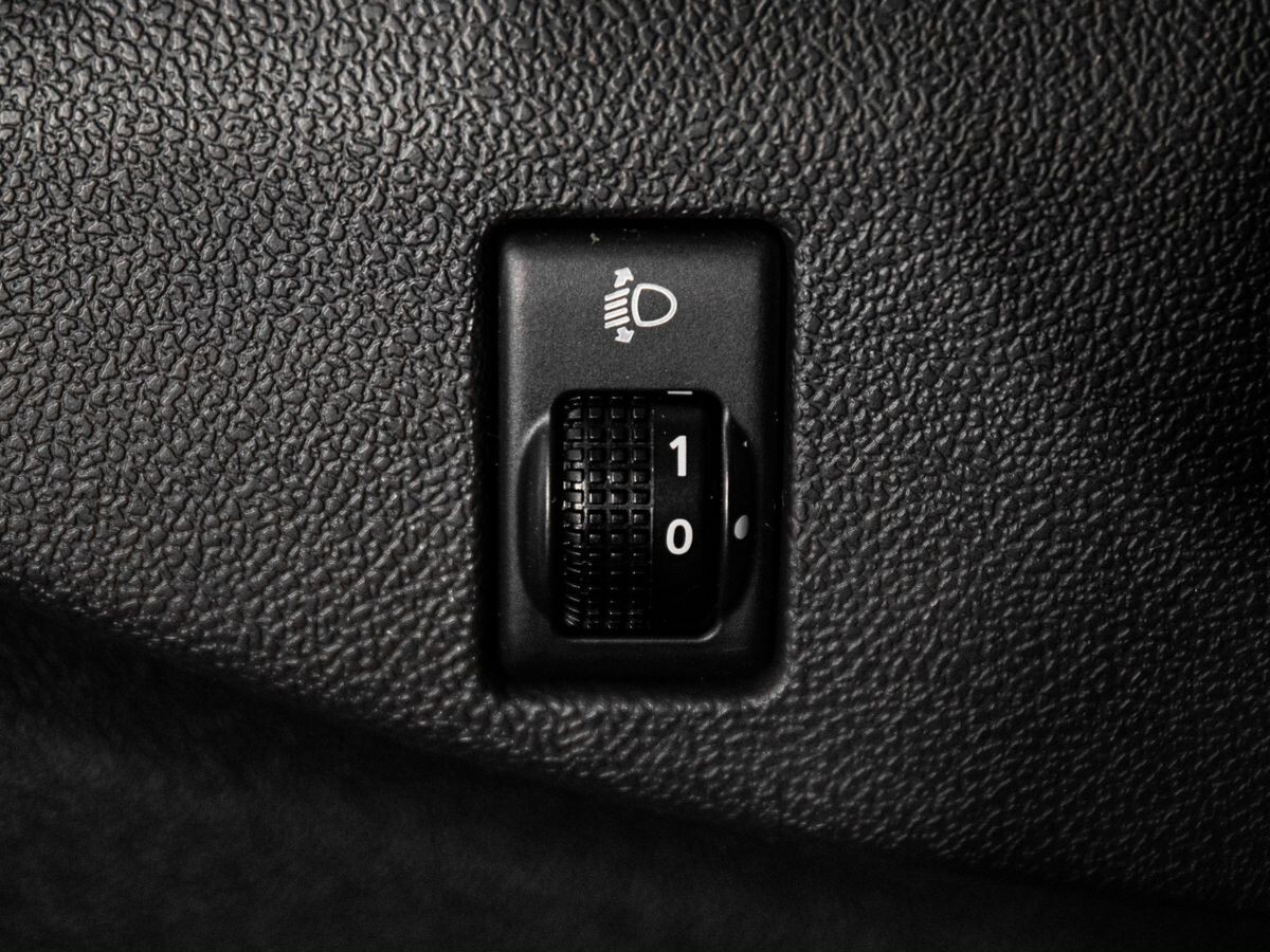 Nissan Almera 2014 - фото автомобиля