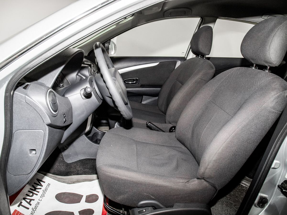 Nissan Almera 2014 - фото автомобиля