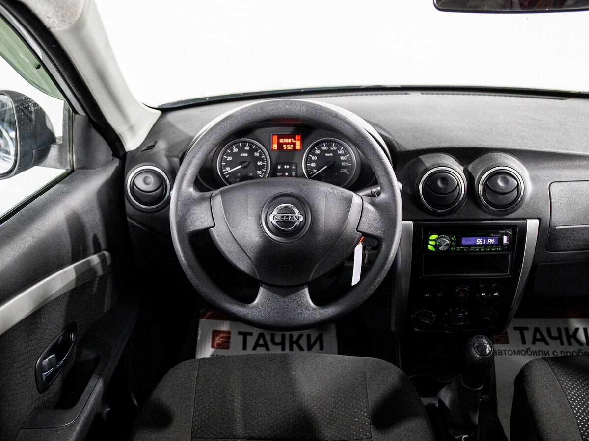 Nissan Almera 2014 - фото автомобиля