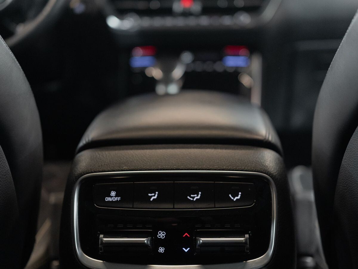 Kia Mohave 2020 - фото автомобиля