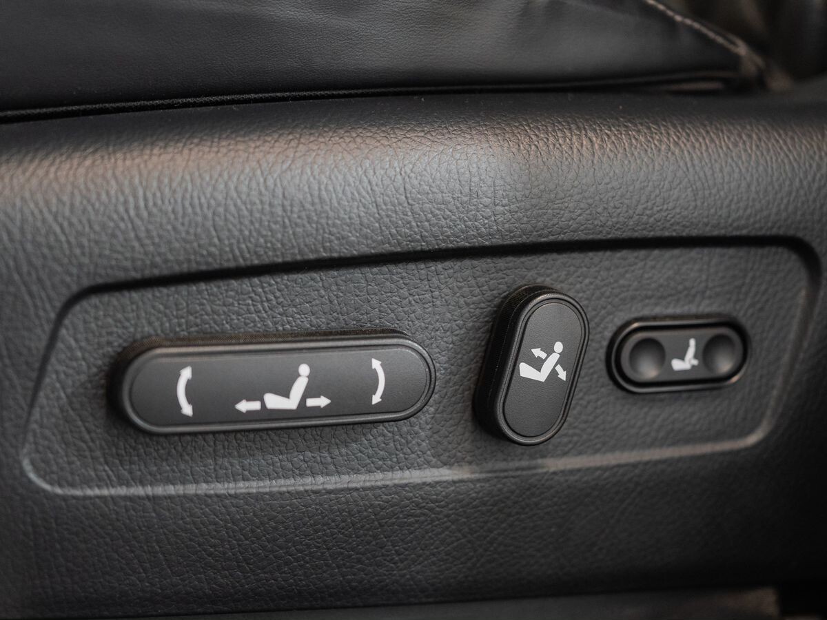 Kia Mohave 2020 - фото автомобиля