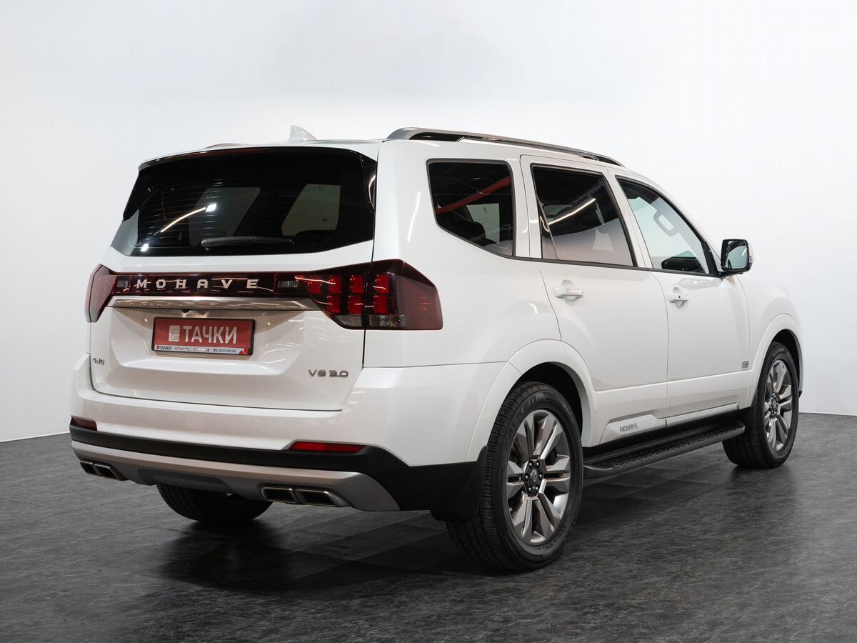 Kia Mohave 2020 - фото автомобиля