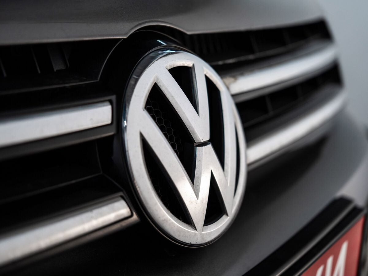 Volkswagen Touareg 2010 - фото автомобиля