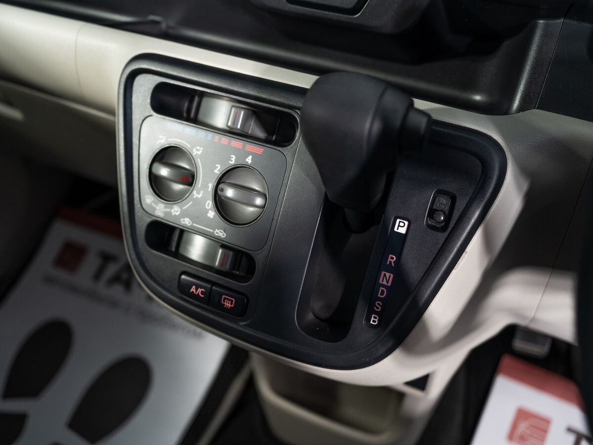 Toyota Passo 2018 - фото автомобиля