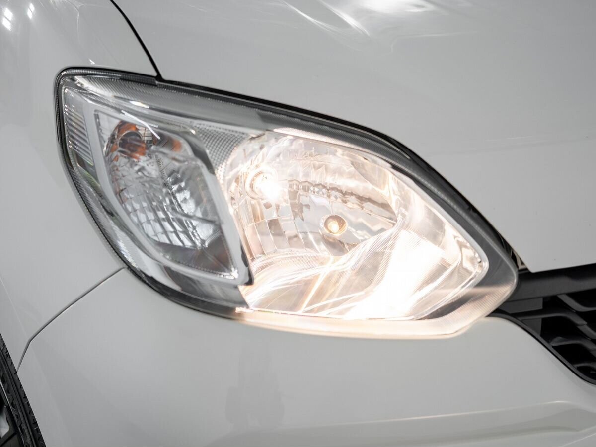 Toyota Passo 2018 - фото автомобиля