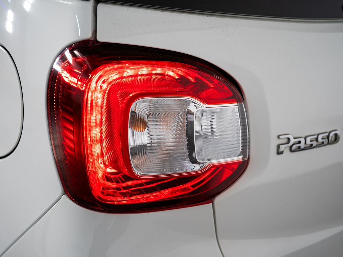 Toyota Passo 2018 - фото автомобиля