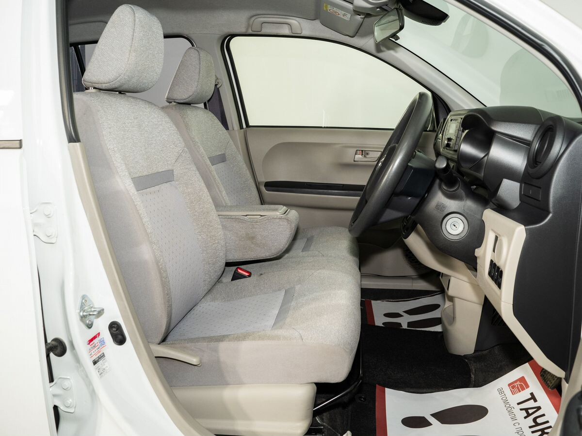 Toyota Passo 2018 - фото автомобиля