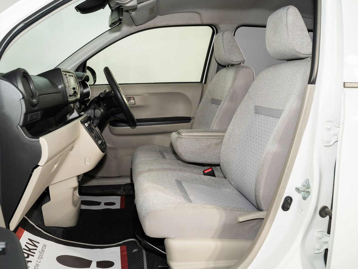 Toyota Passo 2018 - фото автомобиля