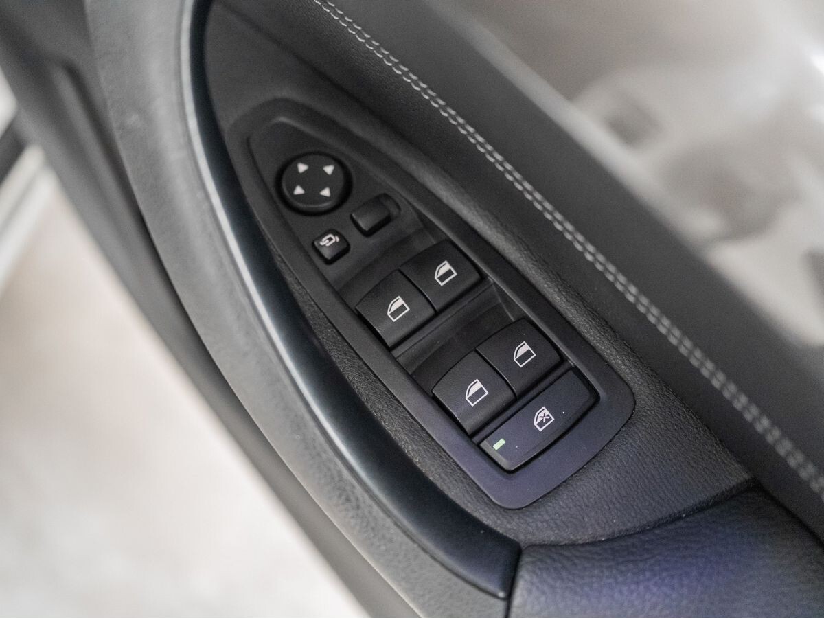 BMW X1 2020 - фото автомобиля