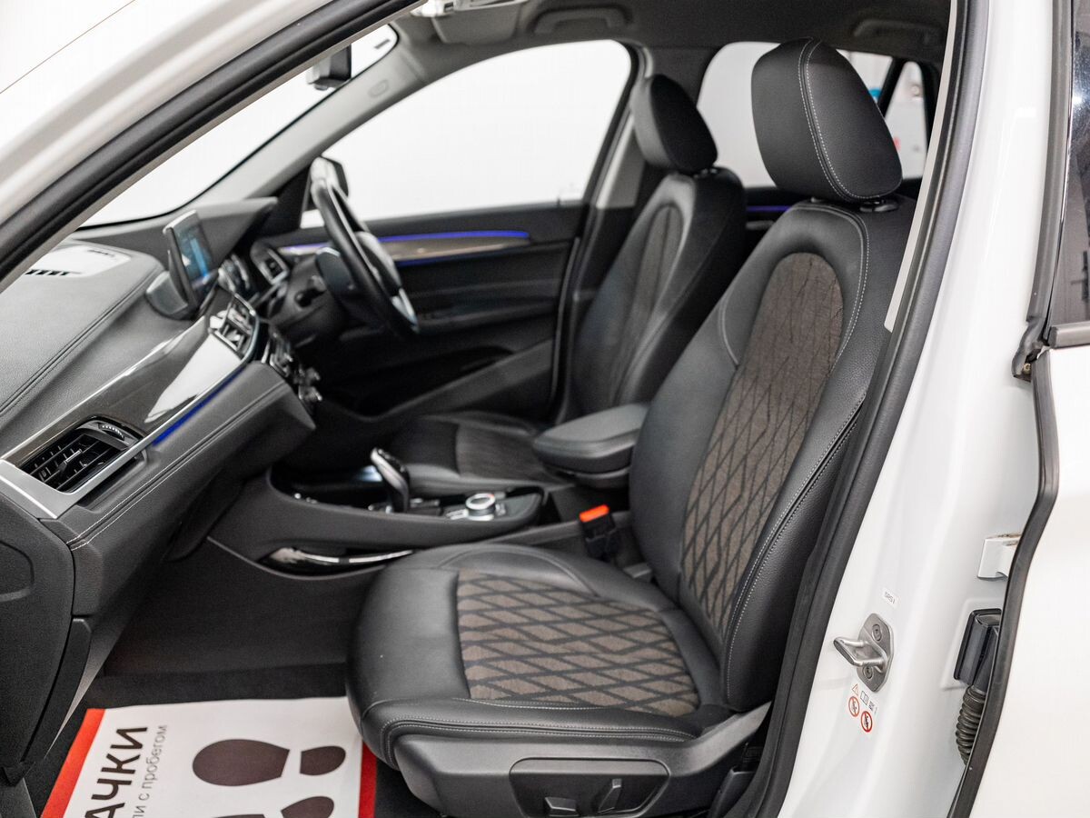 BMW X1 2020 - фото автомобиля