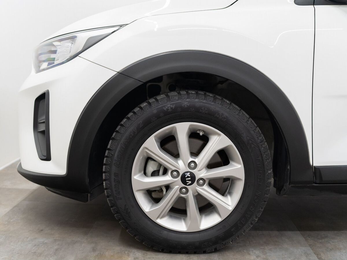 Kia Stonic 2018 - фото автомобиля