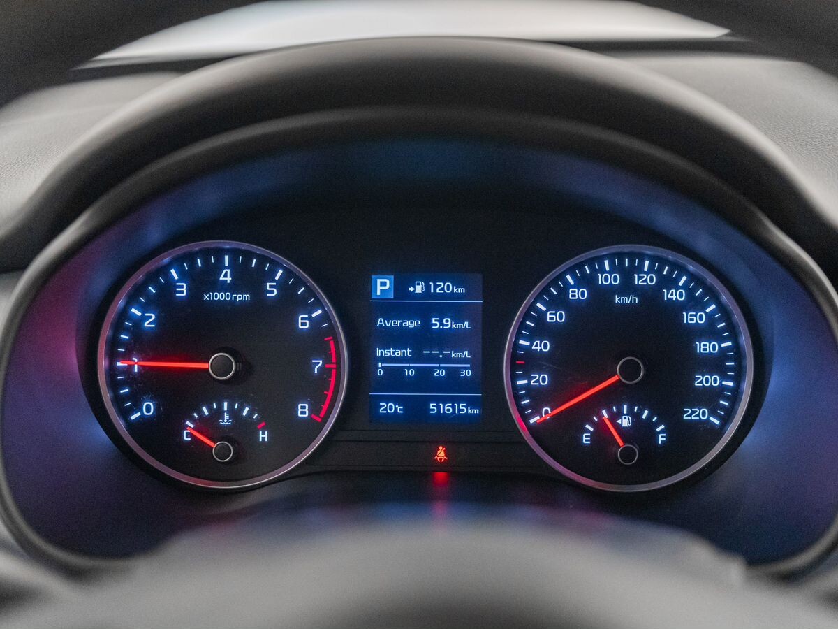 Kia Stonic 2018 - фото автомобиля