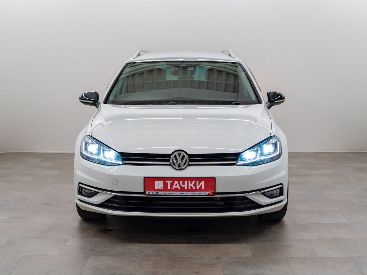 Volkswagen Golf 2017 - фото автомобиля