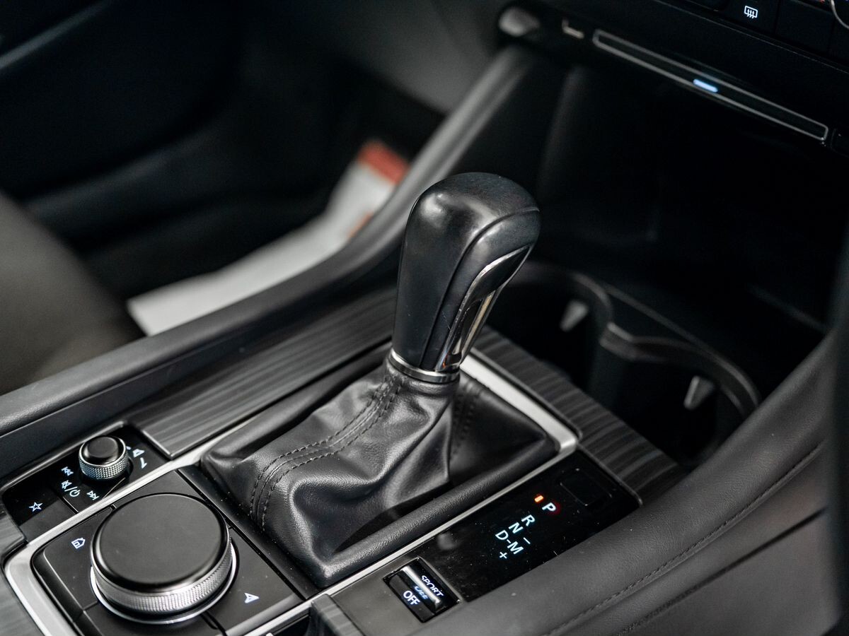 Mazda 3 2019 - фото автомобиля