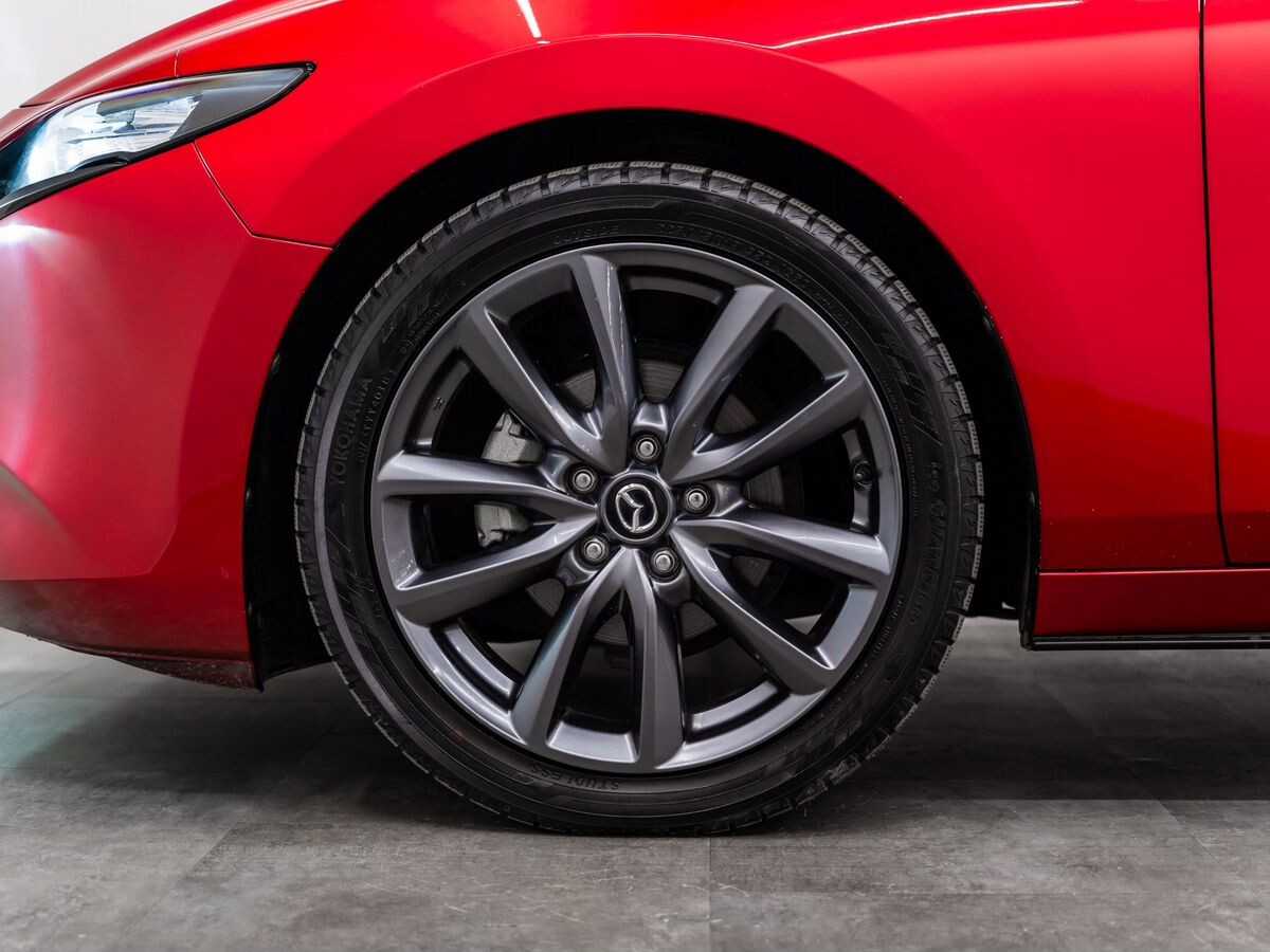 Mazda 3 2019 - фото автомобиля
