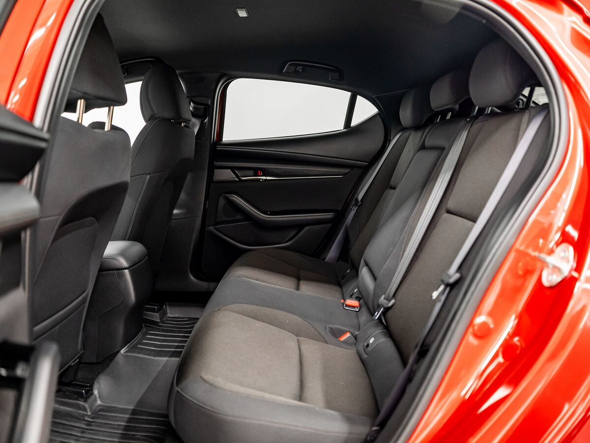 Mazda 3 2019 - фото автомобиля