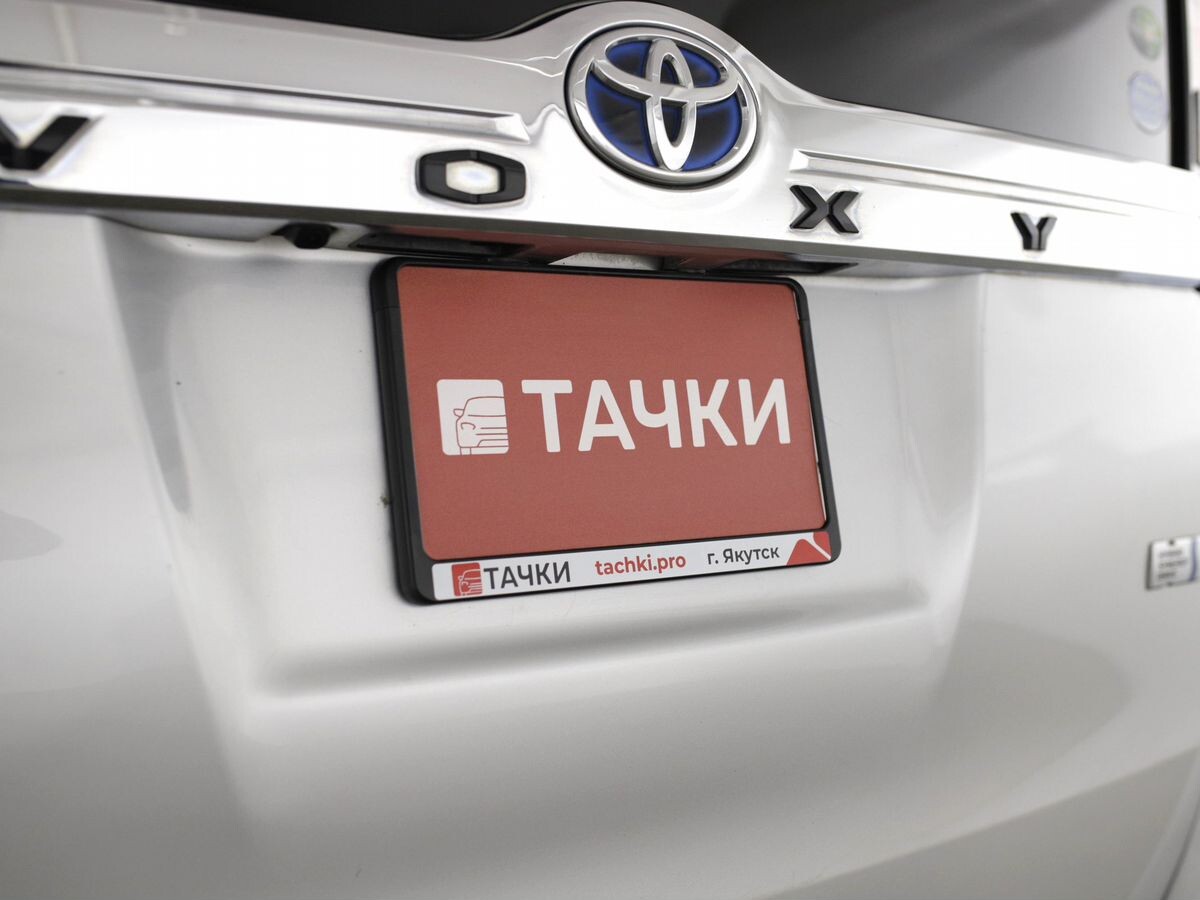 Toyota Voxy 2014 - фото автомобиля