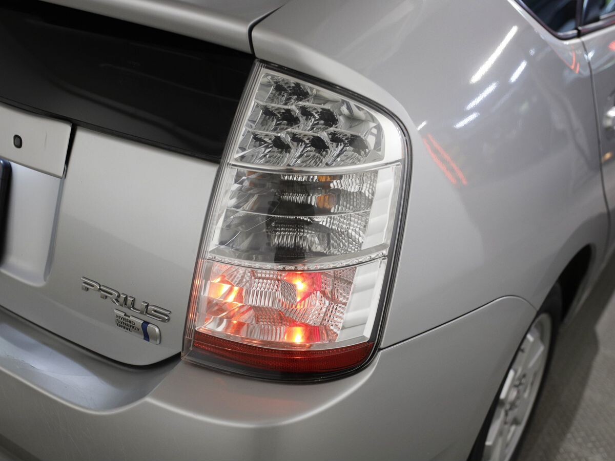 Toyota Prius 2008 - фото автомобиля