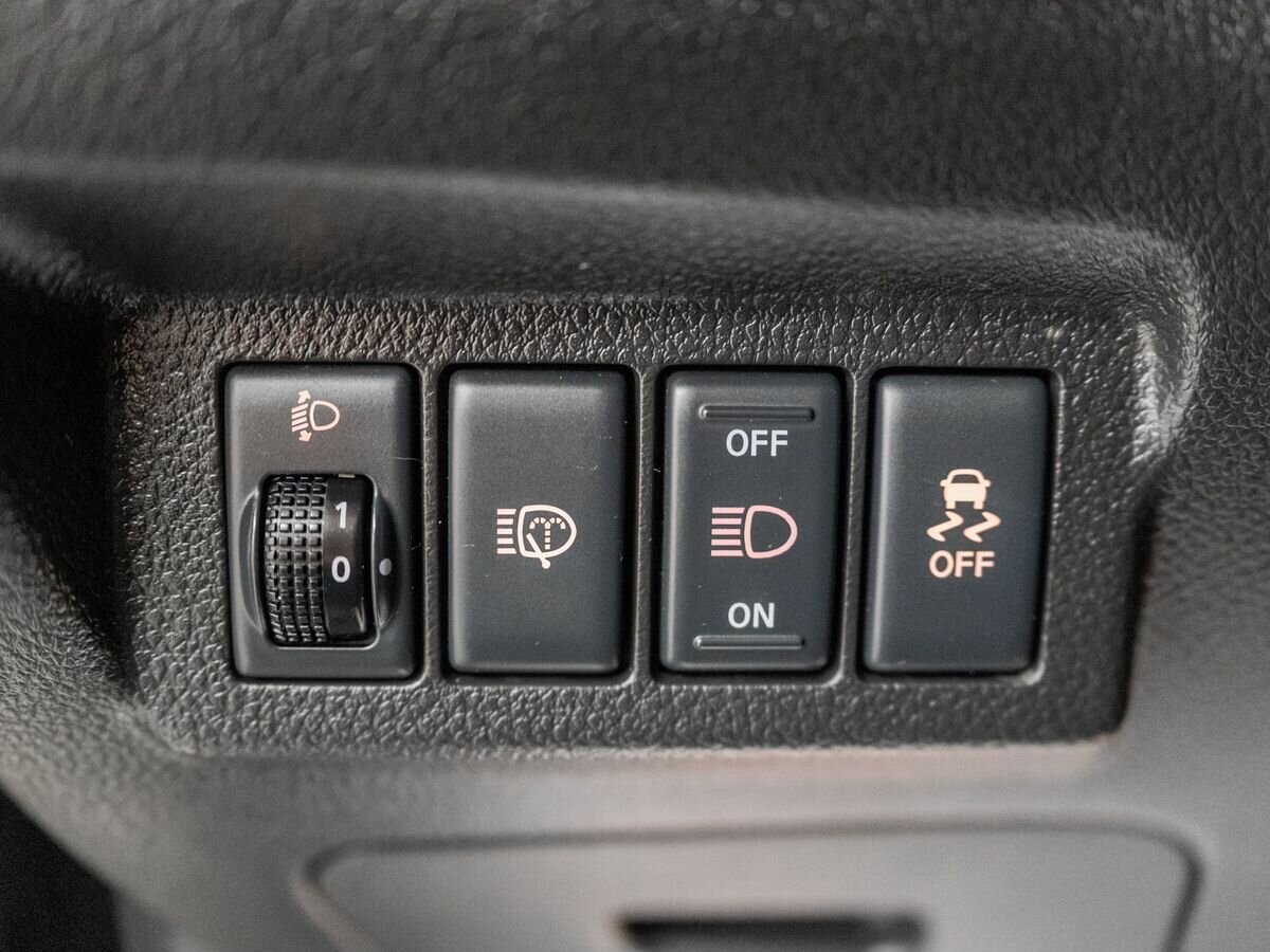 Nissan X-Trail 2013 - фото автомобиля